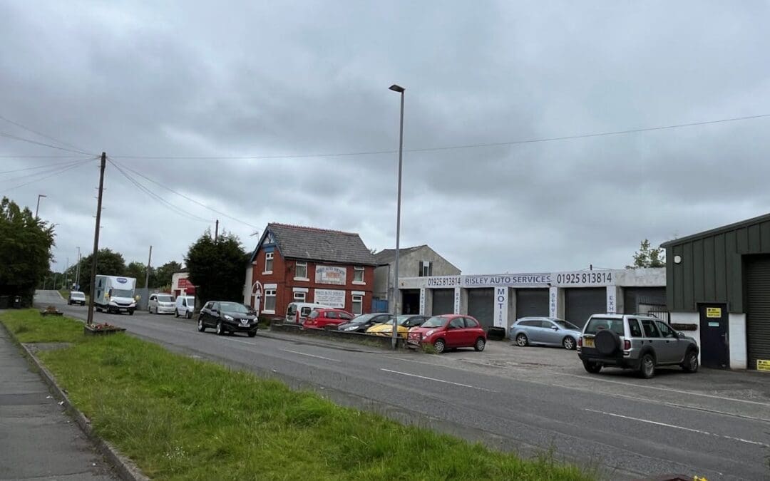 695 Warrington Road, Risley, Warrington