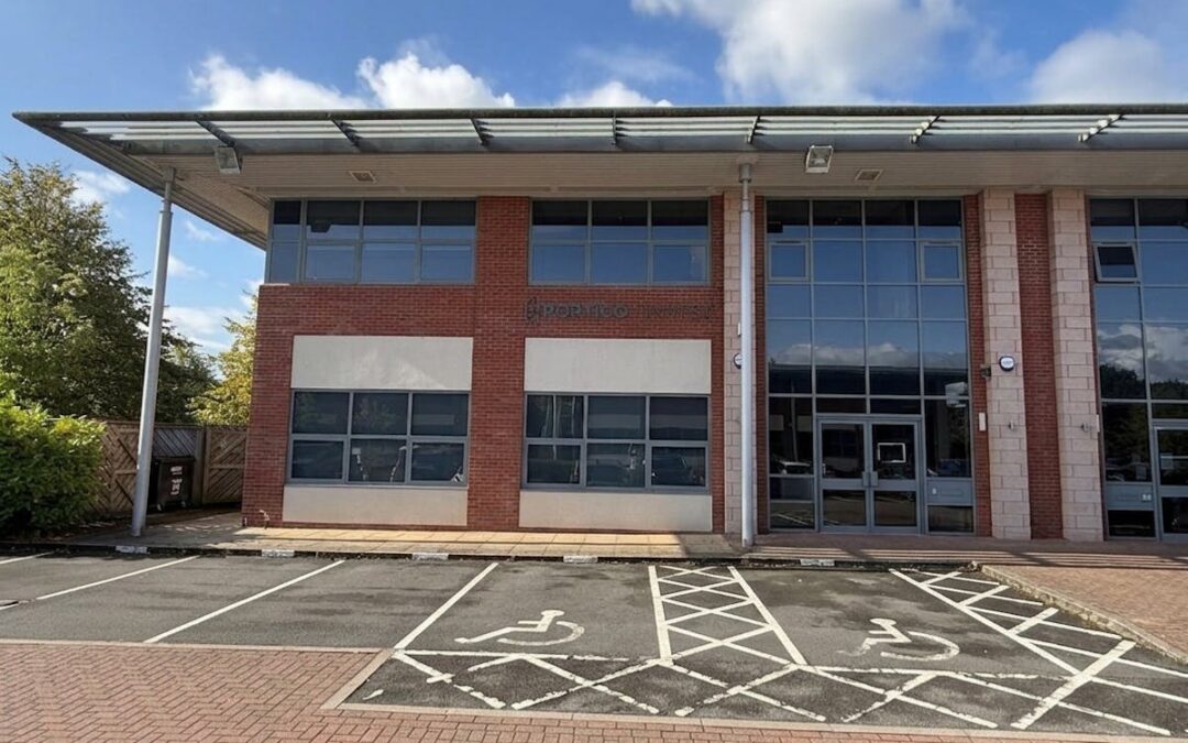 6800 Daresbury Park, Daresbury, Warrington